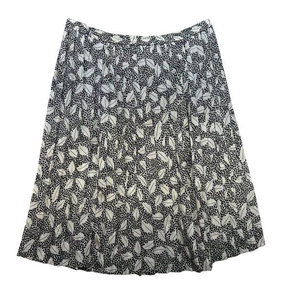 Alfred Dunner Womensl Pleated Skirt Size 18 Black & White Floral - Picture 1 of 9